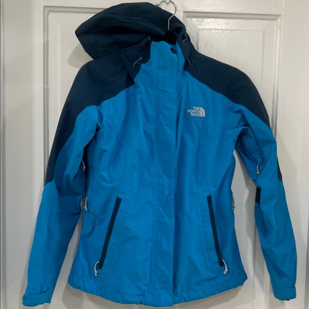 The North Face Women's Blue and Navy Ski Jacket